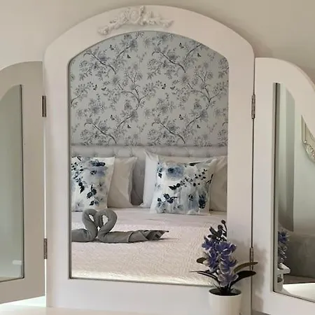 Lejlighed Reginas & Apartments- Blue Flower *